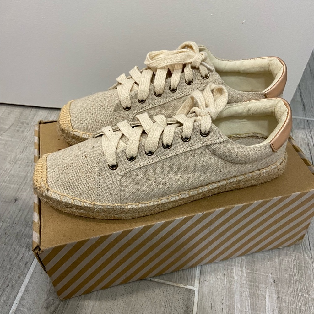 TONIVIS Beige Canvas Espadrille Sneakers with Tan Accents